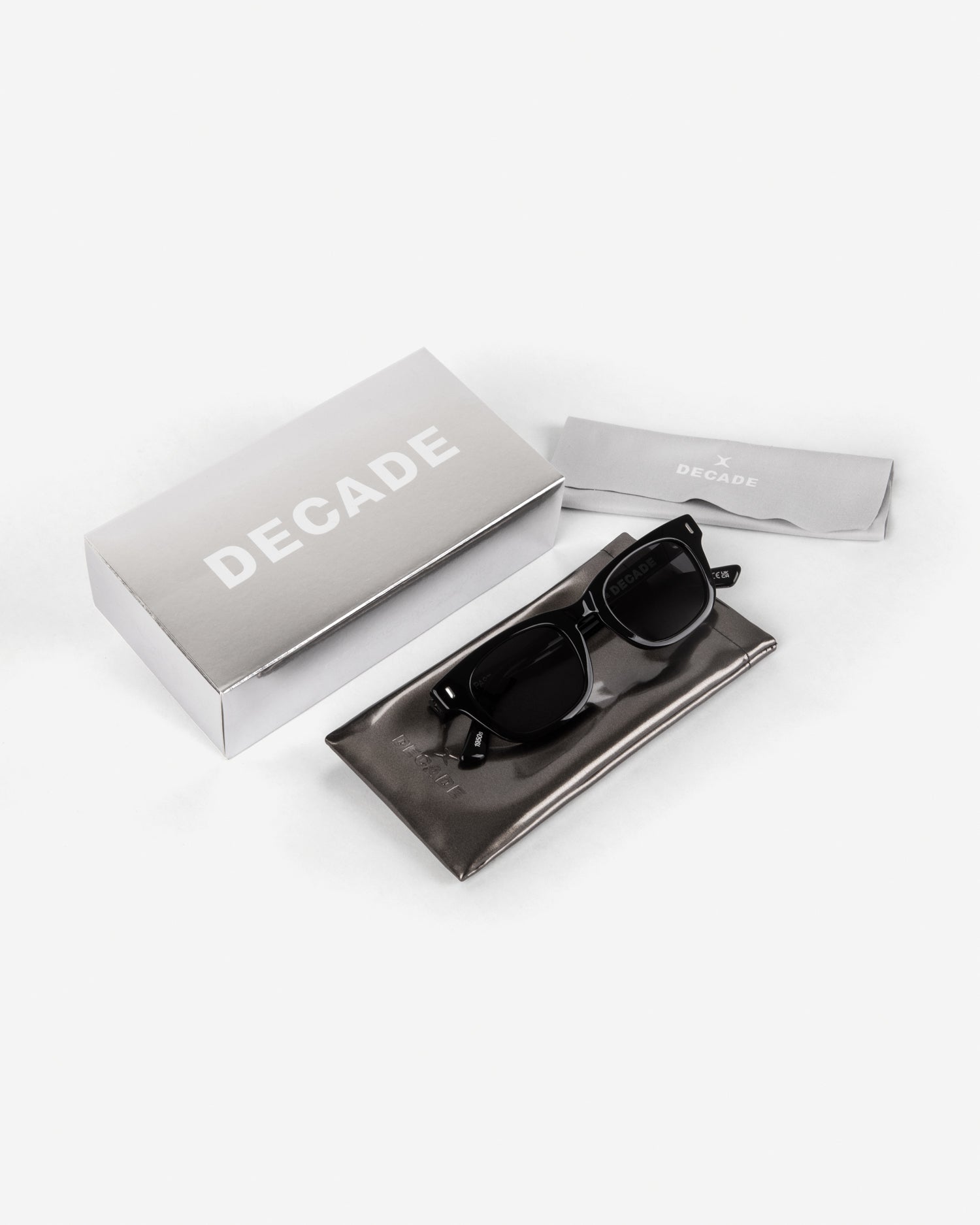 CARSEN 00s Sunglasses Decade Eyewear